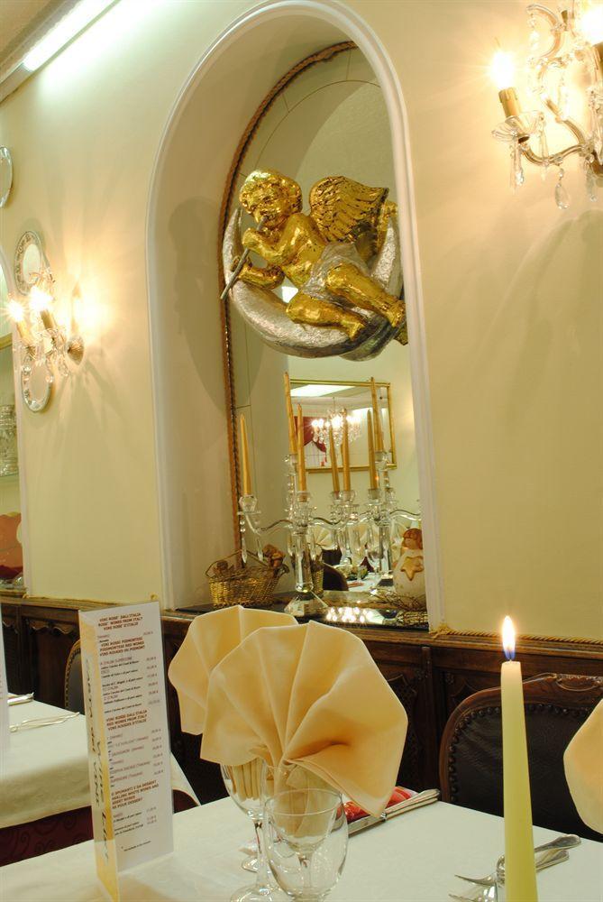 Savoy 3*